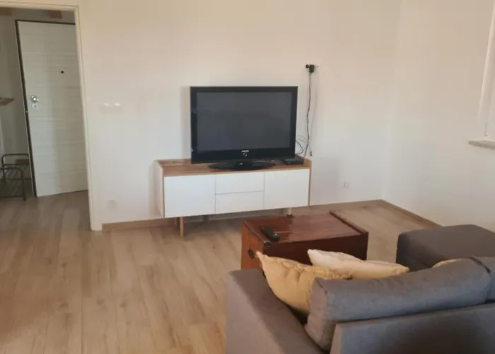 Sara Apartman *