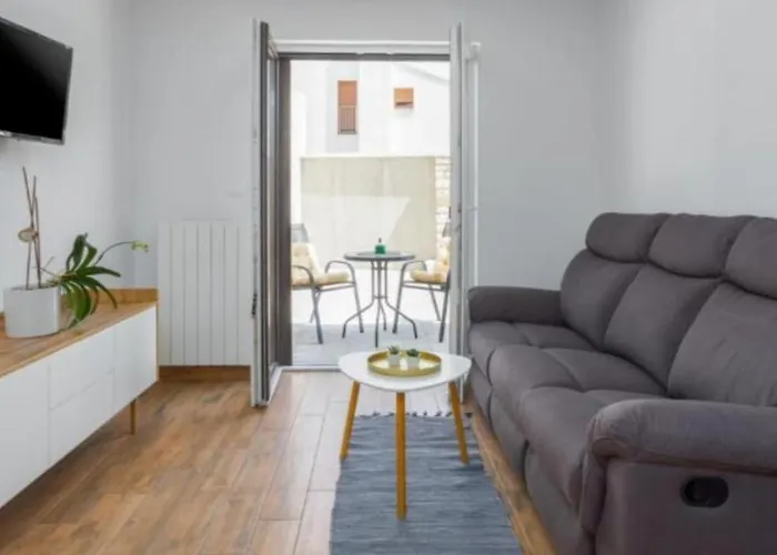 Διαμέρισμα Sara