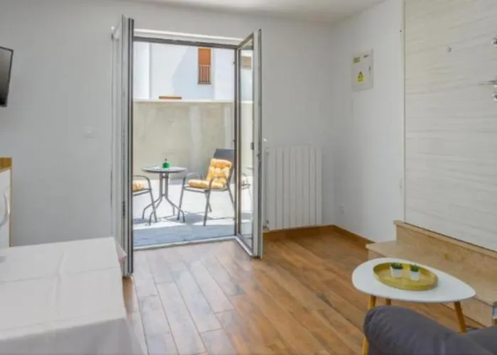 Sara Διαμέρισμα